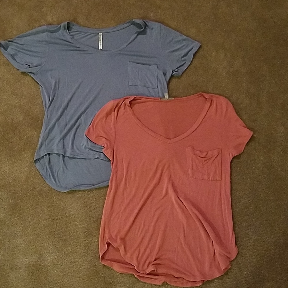 🦎3 for $15🦎2 Asymmetrical Shirts SOLD TOGETHER